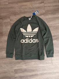 felpa Adidas con  cartellino modello over size