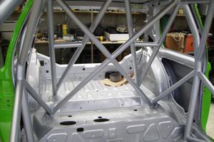 Costruzione scocche auto rally