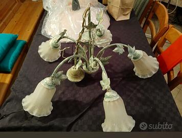 Lampadario in ferro battuto verde