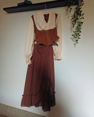 vestito tema medioevale 