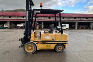 Carrello elevatore Fenwick 30 qt Diesel