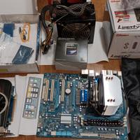 componenti pc con CPU Amd Phenom II 955 + monitor