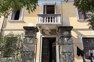 VILLA SINGOLA A UDINE