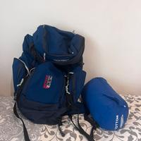 Zaino da escursione con sacco a pelo