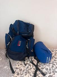 Zaino da escursione con sacco a pelo