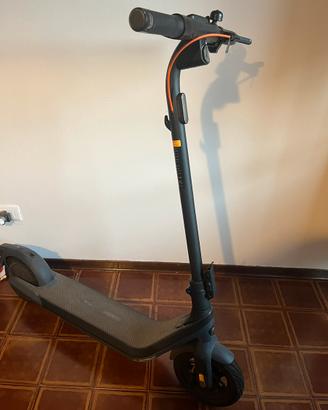 Monopattino elettrico ninebot