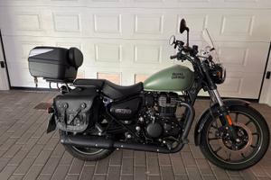 Royal Enfield Meteor 350 Pari al nuovo