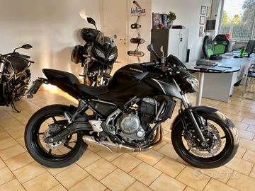 KAWASAKI Z 650 35 KW PATENTE A 2