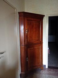 credenza angolare