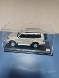 modellino Toyota Land cruiser 1/43