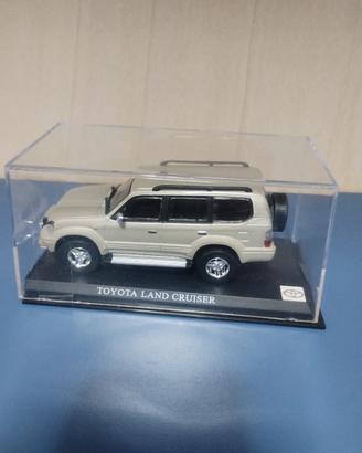 modellino Toyota Land cruiser 1/43