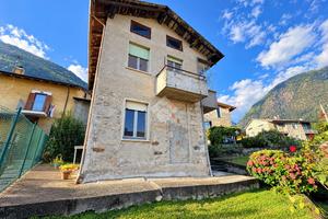 CASA INDIPENDENTE A SONDRIO