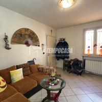 Villetta a schiera con posto auto e cortile privat