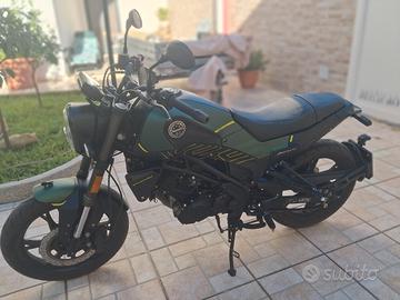 moto leoncino 125