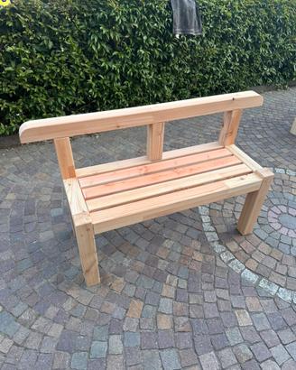 Panchina in legno di larice