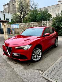 Alfa Romeo Stelvio 2.2 M-jet 160 CV AT8 RWD Sport-