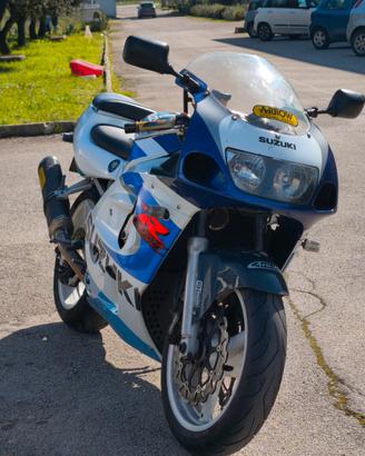 suzuki gsxr 600 SRAD 