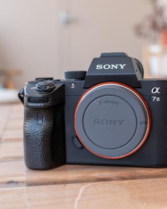 Sony Alpha 7 III / A7III – Solo corpo