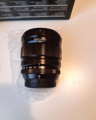 Fujifilm 16 1.4