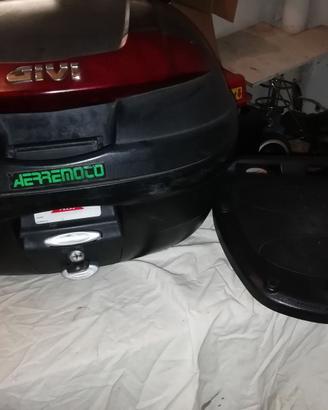 bauletto GIVI  e 340 monolock usato