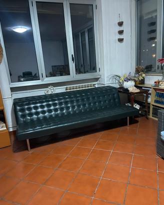 Divano in pelle