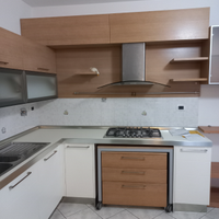 Cucina Asso completa di elettrodomestici come nuov