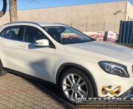 MERCEDES-BENZ GLA 200 D Premium,Navi, LED,Pelle