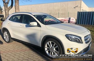 MERCEDES-BENZ GLA 200 D Premium,Navi, LED,Pelle