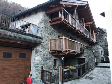 Casa situata a Fenis