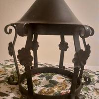 antica piccola lanterna 