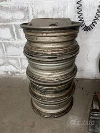 Cerchi iveco eurocargo 6 fori R 17,5 (set completo