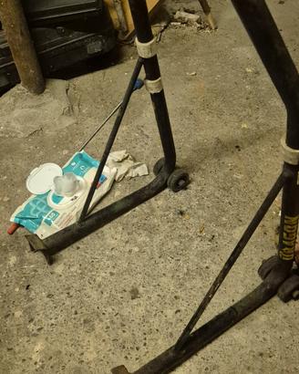 cavalletto moto+lucchetto moto