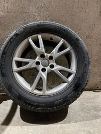4 Cerchi audi compreso gomme al 90%