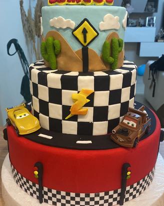 Torta scenografica tema cars