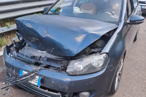 Volkswagen Golf 6 incidentata