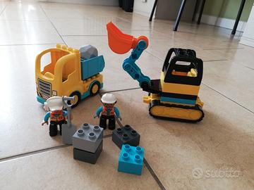 Lego  escavatore