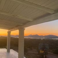 Villetta vista mare-giardino con parcheggio