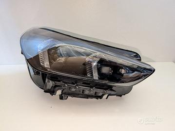 Faro destro BMW X1 U11