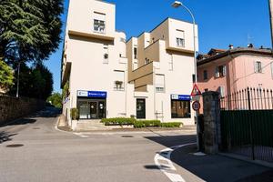 Appartamento di 100 m² con 4 locali e box auto a A