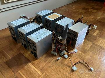 Set n. 7 alimentatori AC/DC per computer