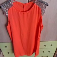 vestito, 2 pantaloni donna, e un giubbotto in ecop