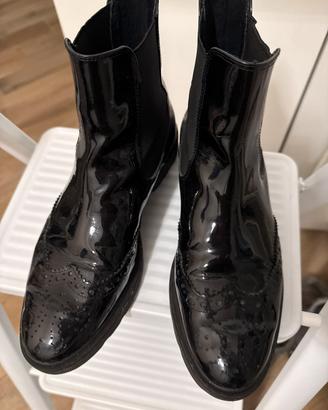 Stivaletto in vernice