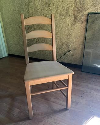 Sedie nuove in legno – mai utilizzate e imballate