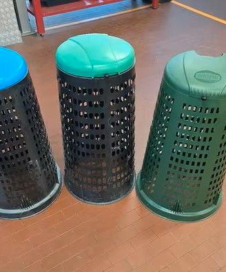 Bidone immondizia porta sacco trespolo