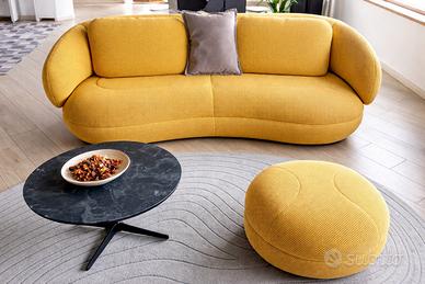 Divano design 3 posti +puof+tavolino marmo+tappeto