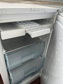 Congelatore verticale Beko 215 l