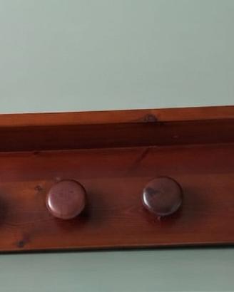 Appendiabiti in legno