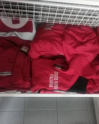 vestiti croce rossa taglia s