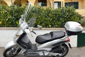 Beverly 200cc