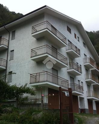 3 LOCALI A CHIALAMBERTO